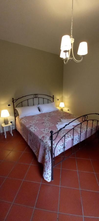 Villa Bagnole B&B - Holiday Apartments Лонато Экстерьер фото